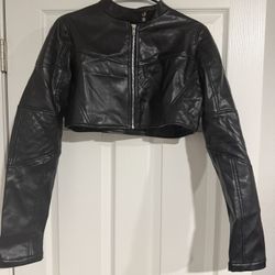 Leather Short Sweater 