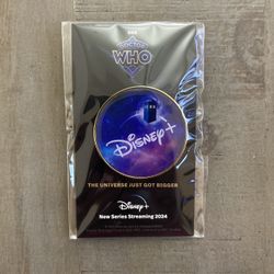 In Hand, Brand New, Never Opened Doctor Who Tardis Disney+ Plus Pin - 2023 SDCC Exclusive Pin