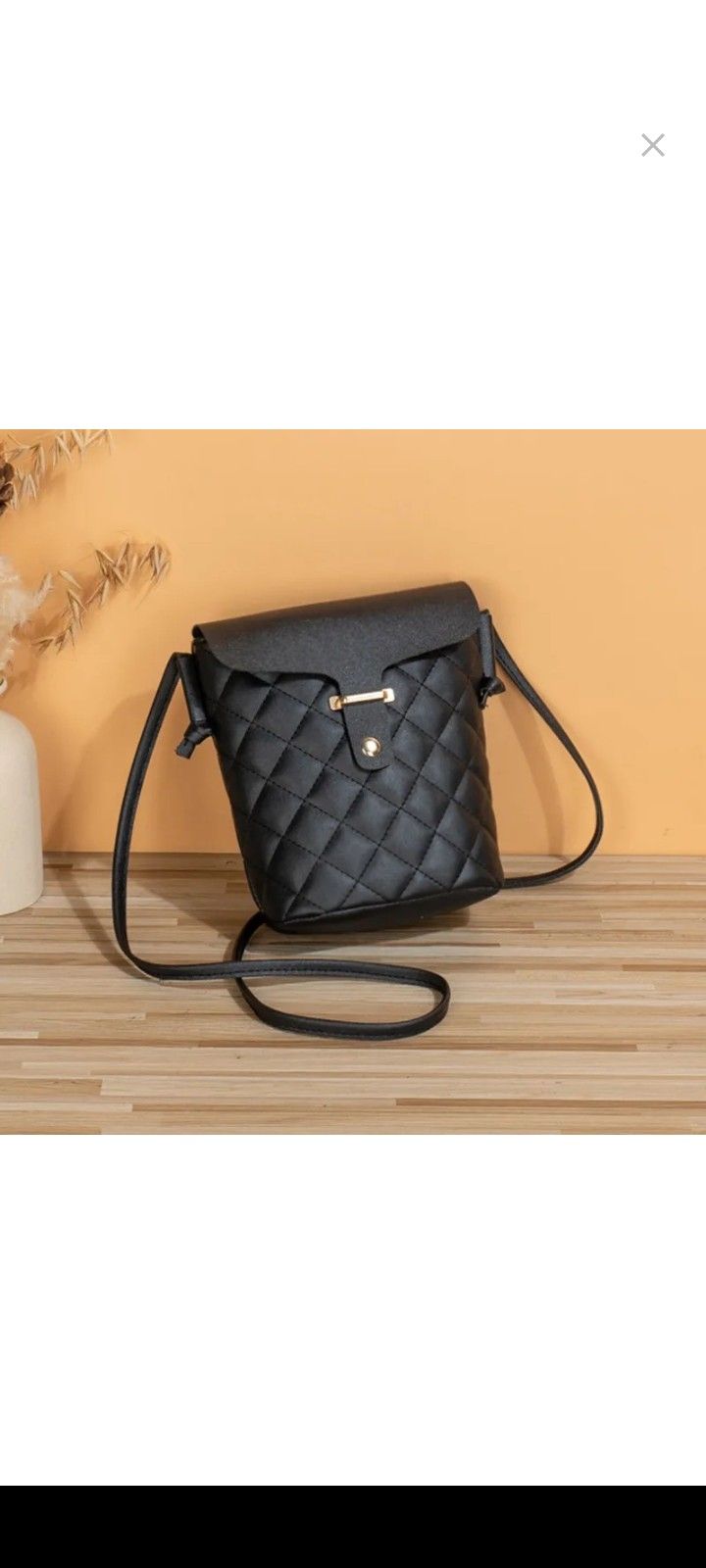 Black rhombic embroidered cross body bag / purse