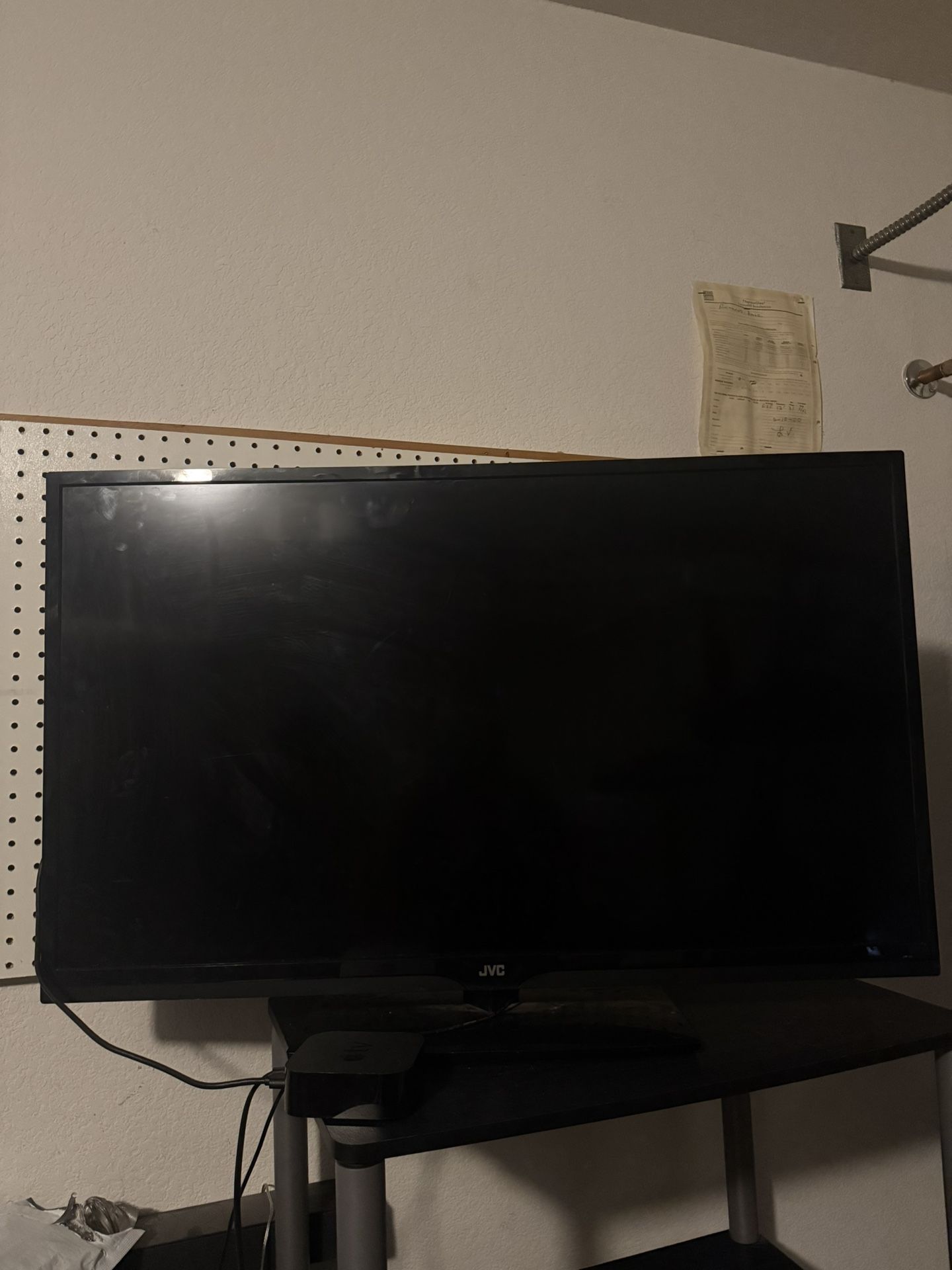 JVC Tv with Apple Tv Device