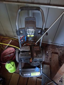 Gas powered pressure washer