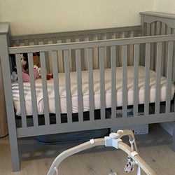 Pottery Barn Crib W/mattress