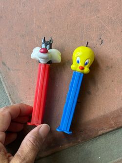 Looney Tunes PEZ Dispensers Sylvester and Tweety