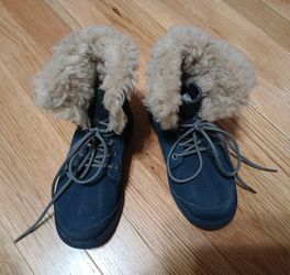 UGG Blue Suede Leather Boot W/ Fur Ankle Kids 10