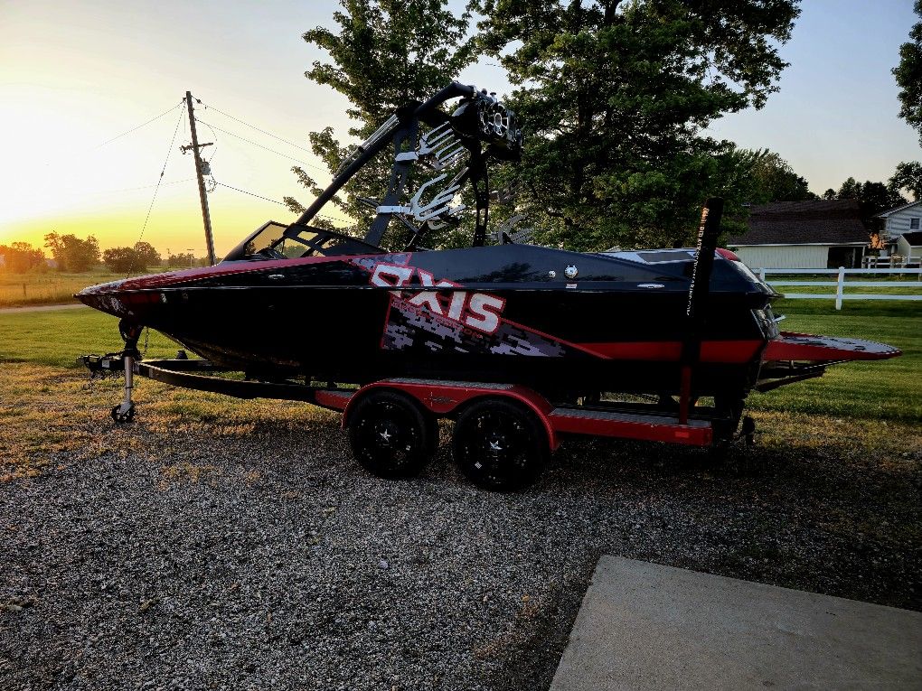 2013 Axis A22