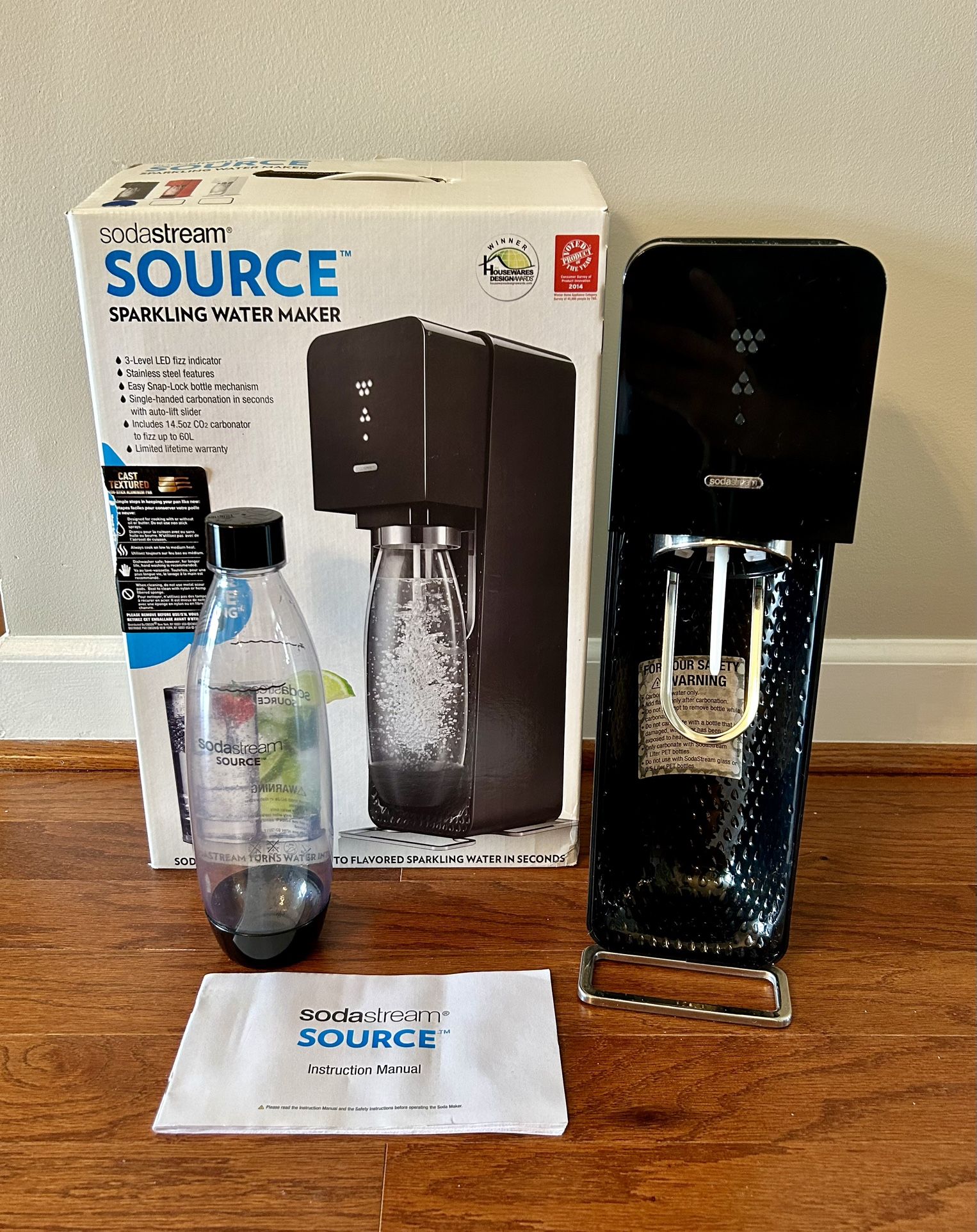 SodaSteam Source Sparkling Water Maker - Like New in Original Box
