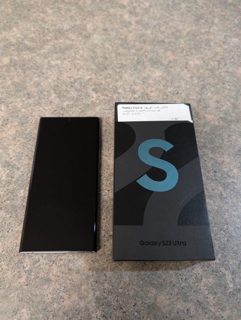 Samsung Galaxy S22 Ultra 256GB Green Unlocked