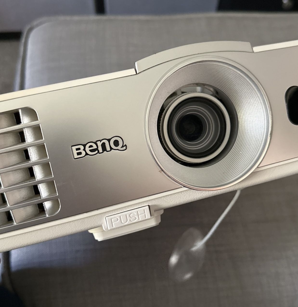 Movie Projector - Benq W1070