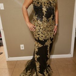 Gorgeous Formal Dress