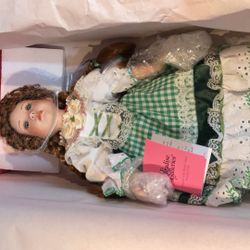 Treasury Collection Paradise Porcelain Doll