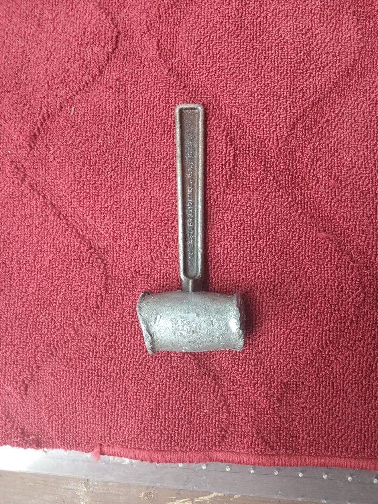 Thee Hammer 