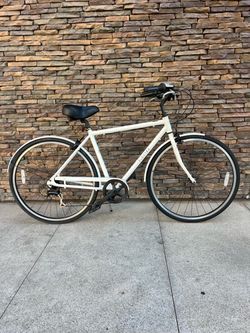 Electra “ Loft 7D “ Hybrid / Commuter Bike
