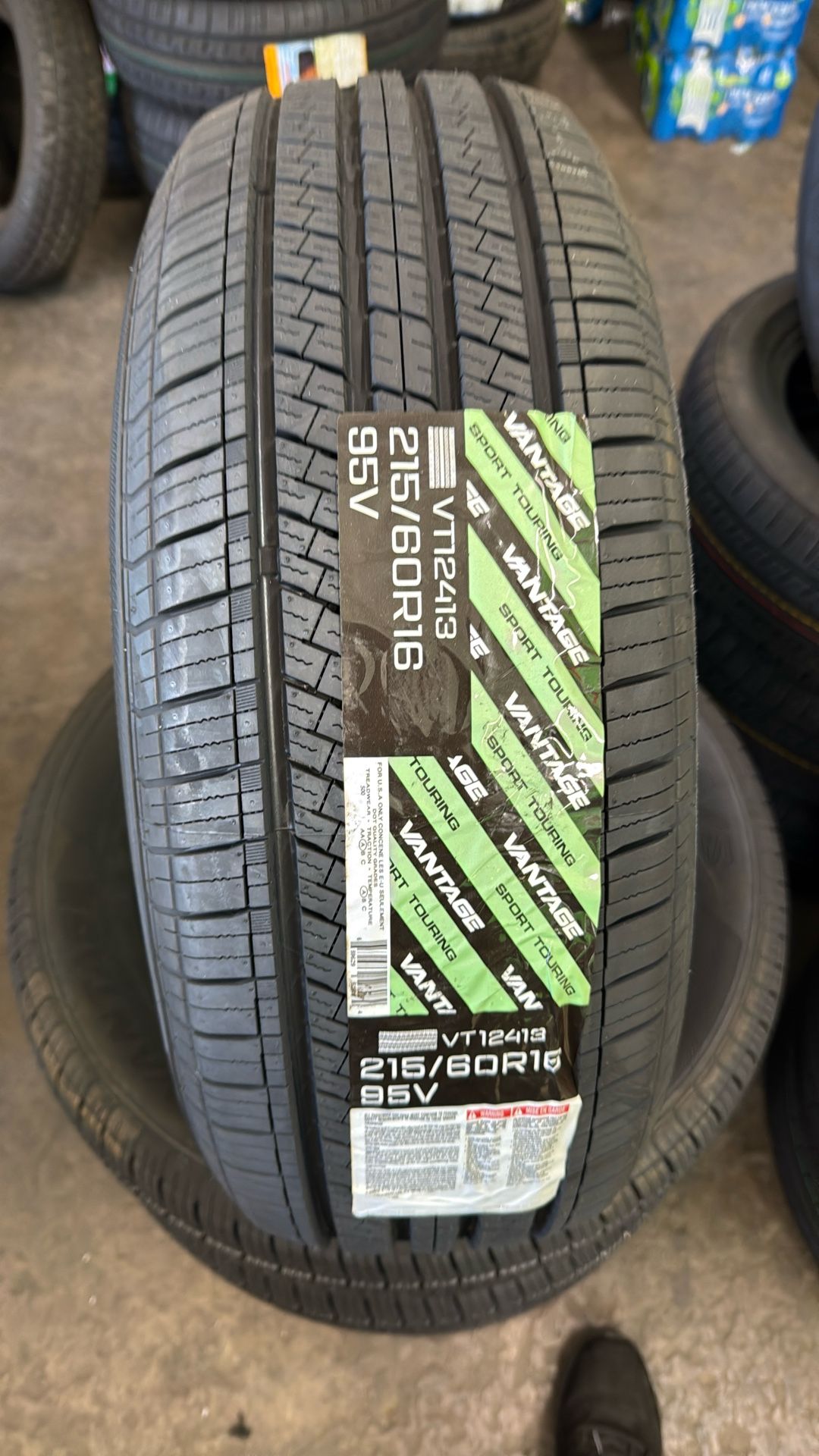 Vantage 215 60 16 Spot Touring Tire