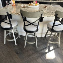 Set Of 3 Barstool Chairs- NEVER USED- Excellent Condition 