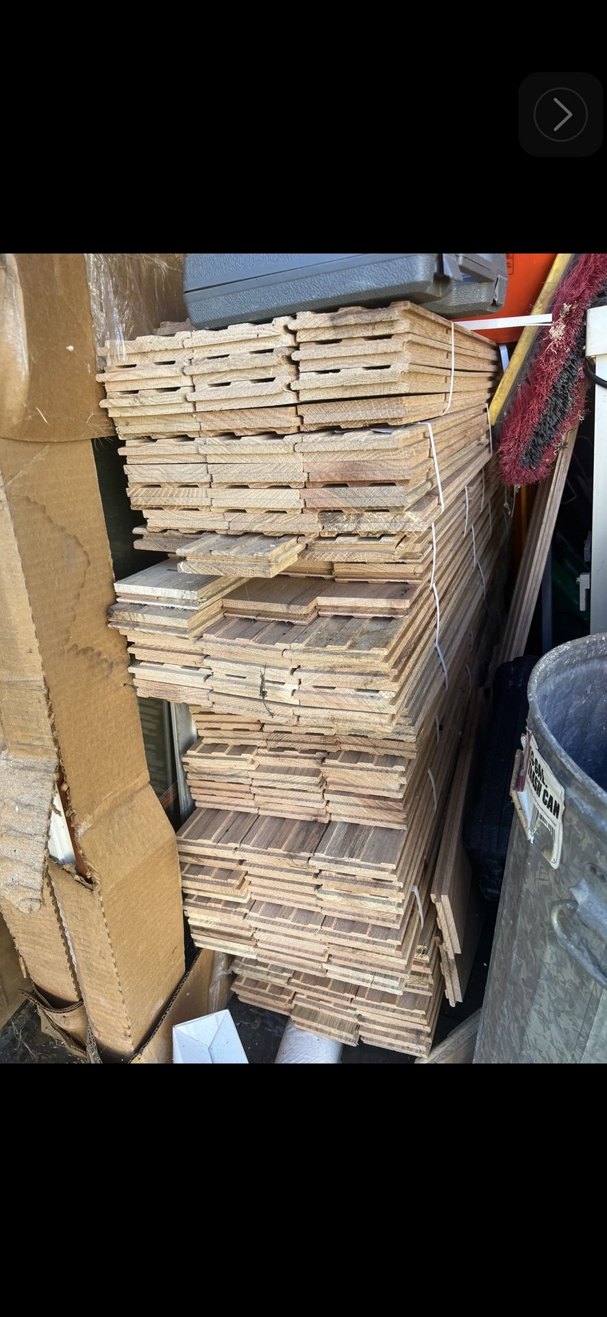 RED OAK UNFINISHED HARDWOOD 