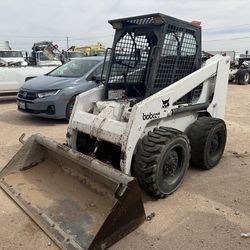 Vendo este skidsteer bobcat 2010 3600horas listo para jalar 12,500