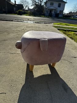 Pig Stool