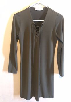 Vestido color verde tierno size xs