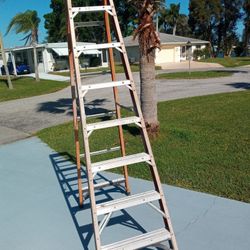 Husky 8 Foot Fiberglass Step Ladder