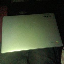 Chromebook FOR SALE OR TRADE 