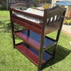 Changing table - Free
