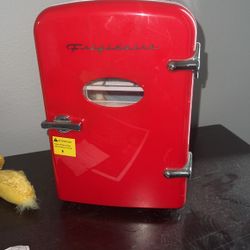 Mini Personal Refrigerator