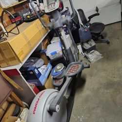 ProForm 405 CE Rear Drive elliptical trainer