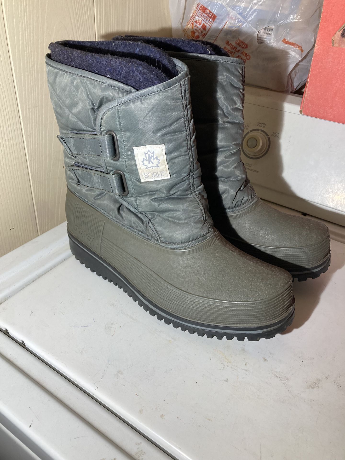 Sorel Men’s Winter Boots Size 11
