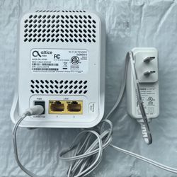 Altice wifi extender-like new -2LAN