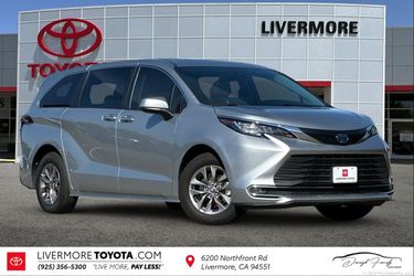 2023 Toyota Sienna