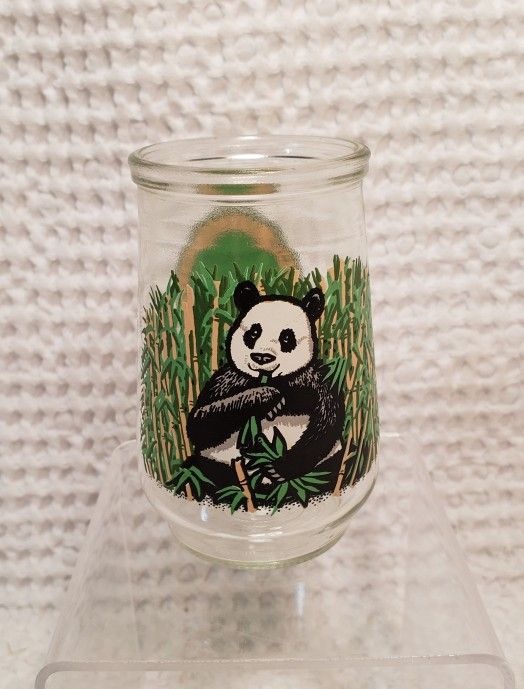Welch's endangered species collection Giant Panda jelly jar 4" high . 