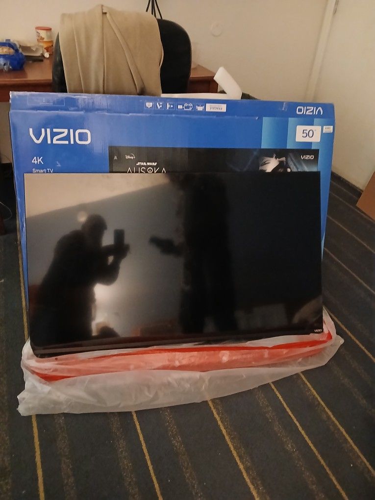 VIZIO SMART TV NEED TO Sell Today