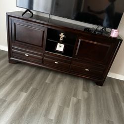 Dark Wood TV Stand / Entertainment Center – Great Condition