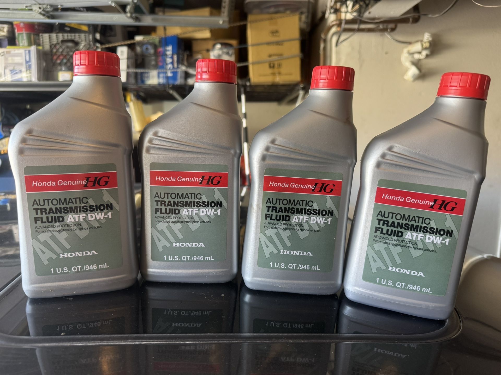 4 quarts Honda ATF DW-1 sealed and unopened AUTOMATIC TRANSMISSION FLUID