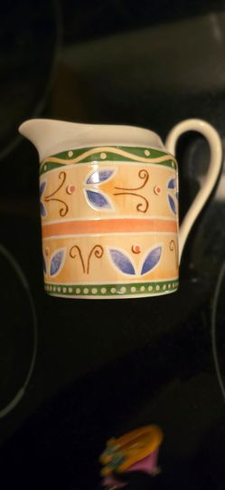 Salerno creamer