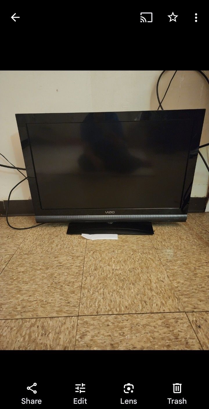 43 Inches TV 