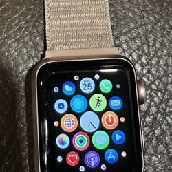 Apple Watch Series 2 Rose Gold Aluminum 