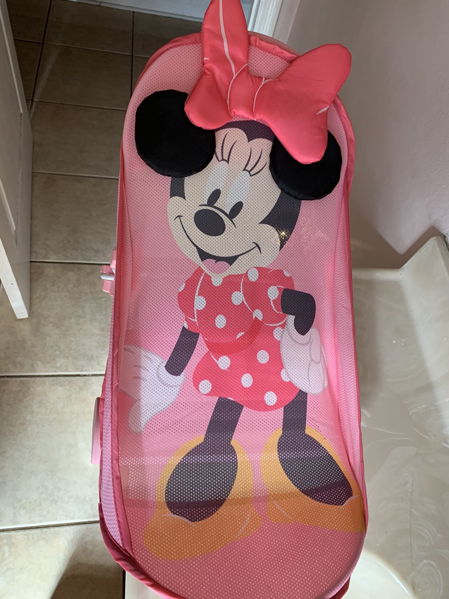 Minnie Mouse Baby Bathtub 