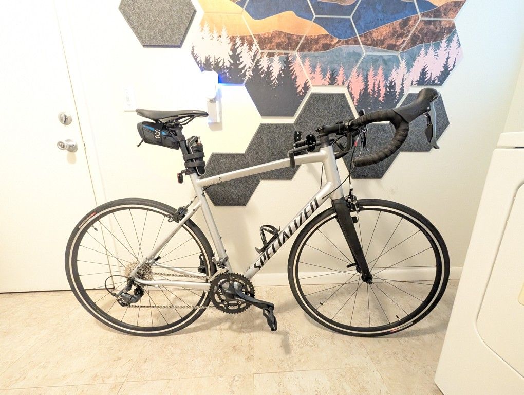 Mint Specialized Road Bike