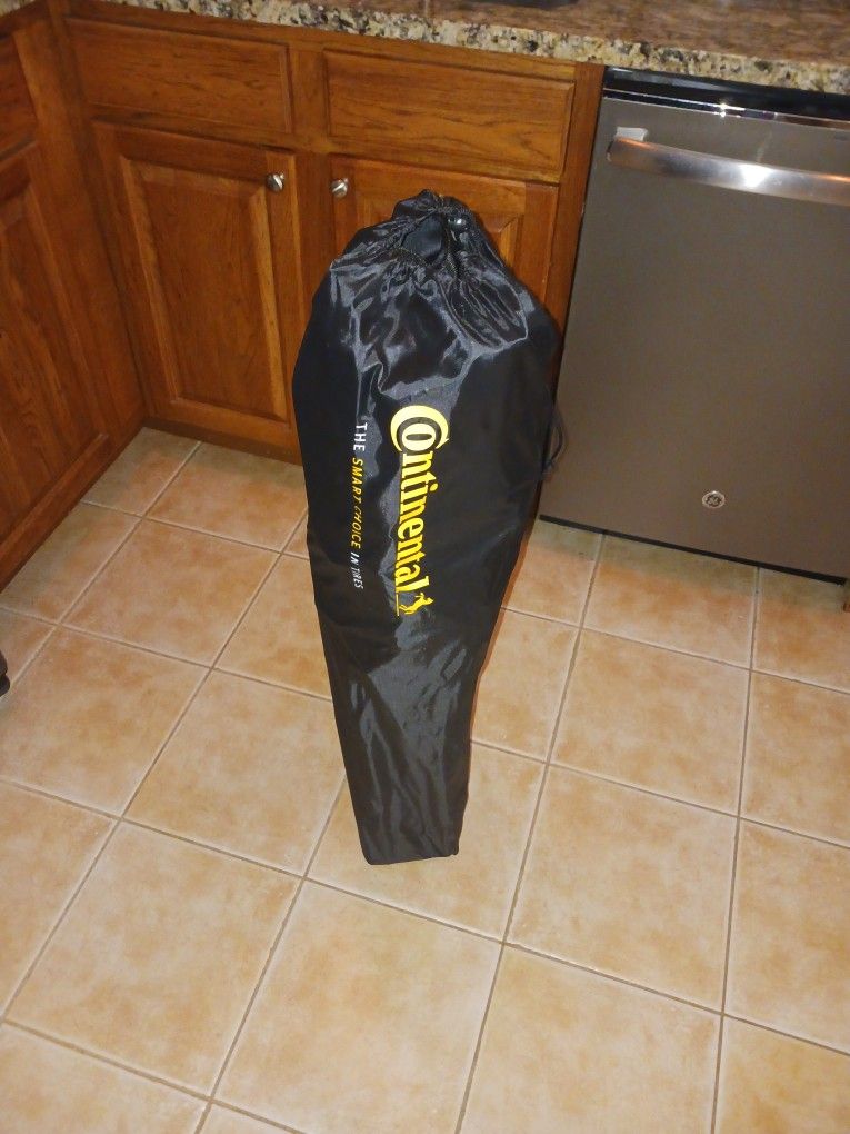 Continental Tire Sport Chair