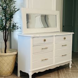 Gorgeous Vintage Shabby/Cottage Dresser  And mirror 