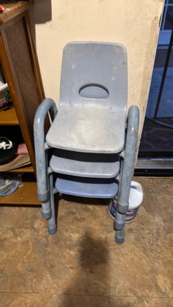 Sillitas para niño o niña.  Buenas condiciones free