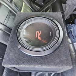 12 Alpine Type R & 1200.1 Kicker Amp 180 Each Firm 300 For Both