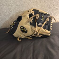 Rawling Heart Of The Hide Baseball Glove 