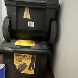Stanley Tool Boxes + Airbrush Stuff