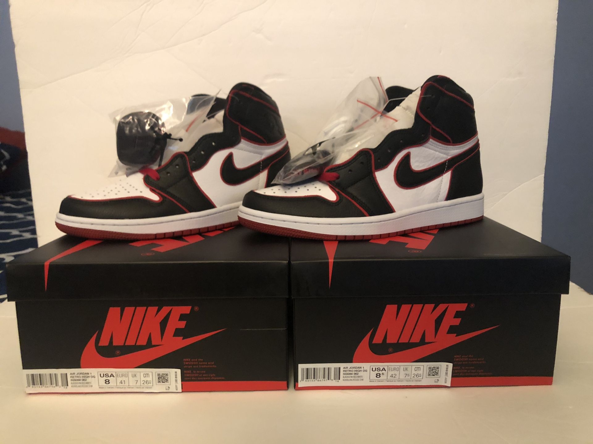 Jordan 1 Bloodline Size 8 and 8.5 DS Brand New