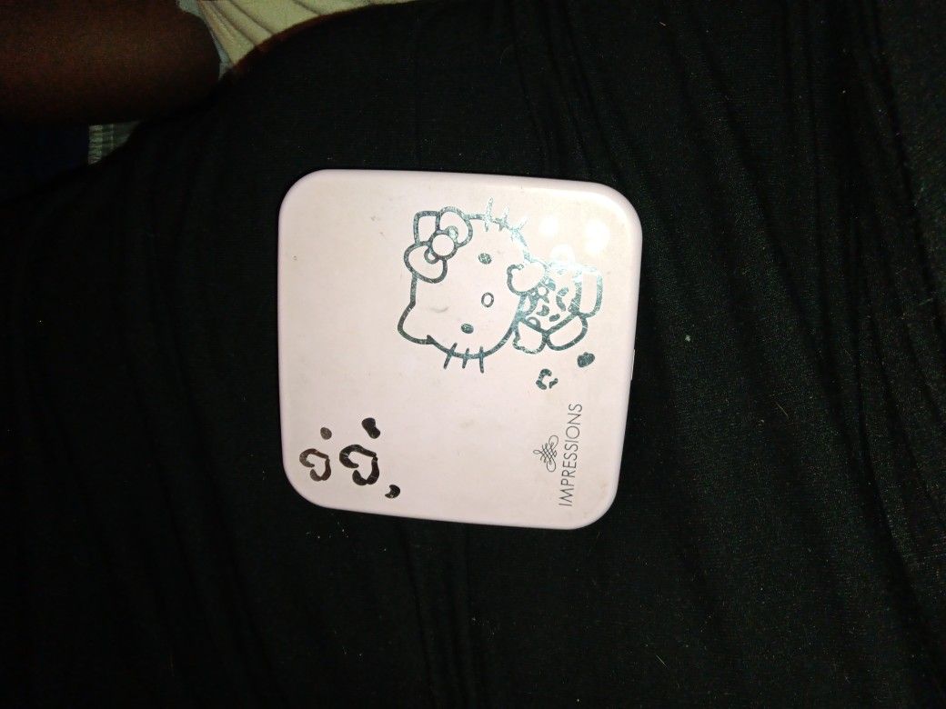 Hello Kitty Compact Light Up Mirror