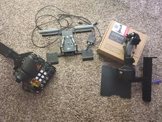 Flight-Sim HOTAS - VKB Joystick + Rudder, Virpil Throttle, Predator Desk Mounts