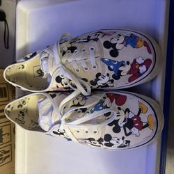 RARE Vans x Disney Authentic Mickeys Birthday Sneakers Limited Edition 12 Mens