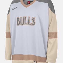 Brand New official Mens Nike Bulls Hockey Jersey size 2XL With Tags